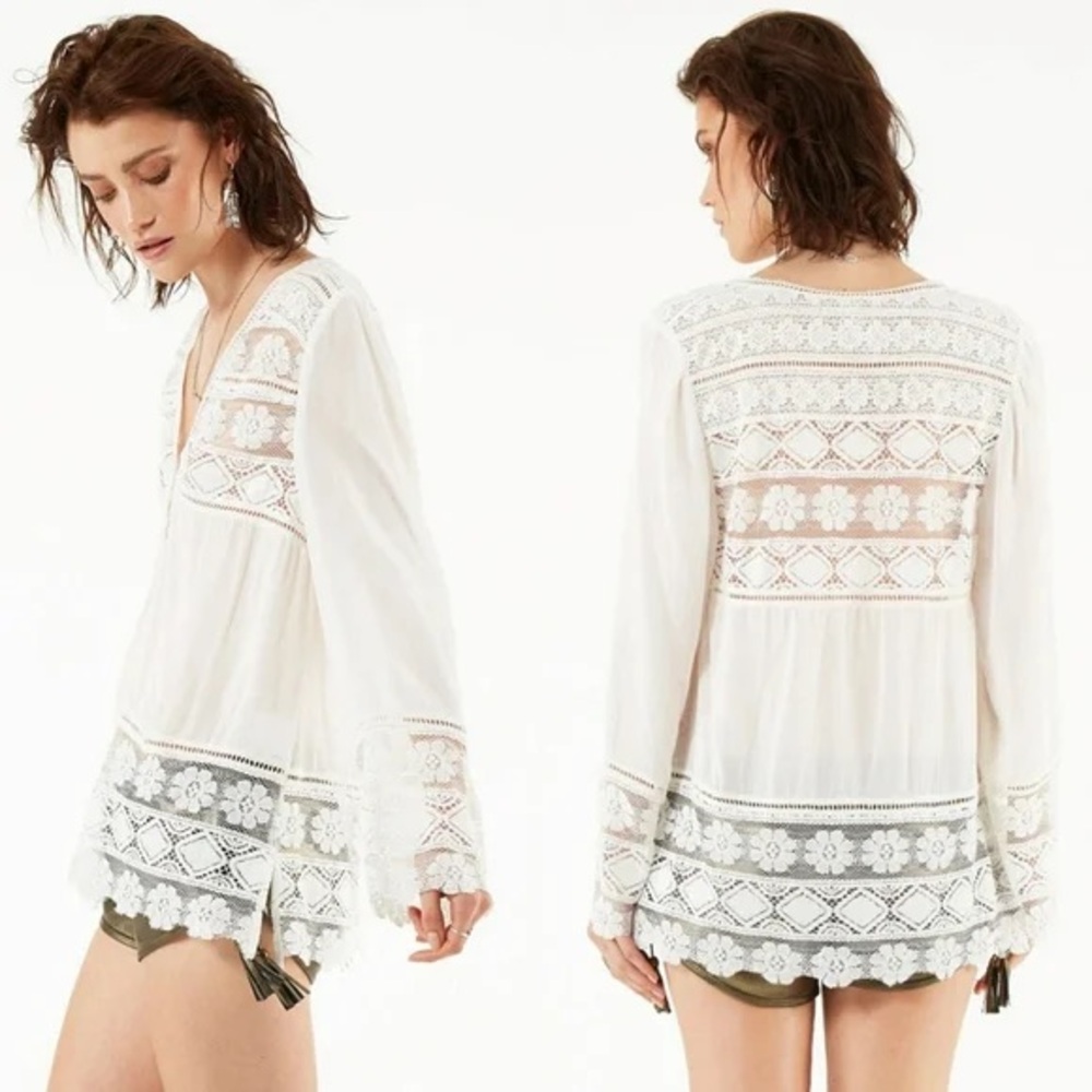 ALTERED SPELL GYPSY COLLECTIVE SIENNA LUX LACE BLOUSE